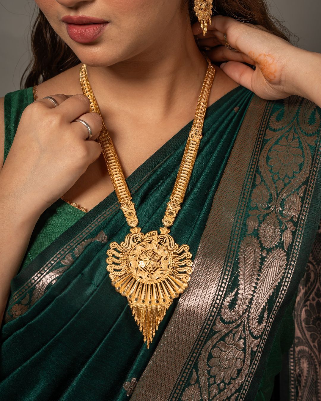 Aishwarya Ruby Accents Heritage Jewellery Set – Antique Matte Gold-Plated Necklace & Earrings Set