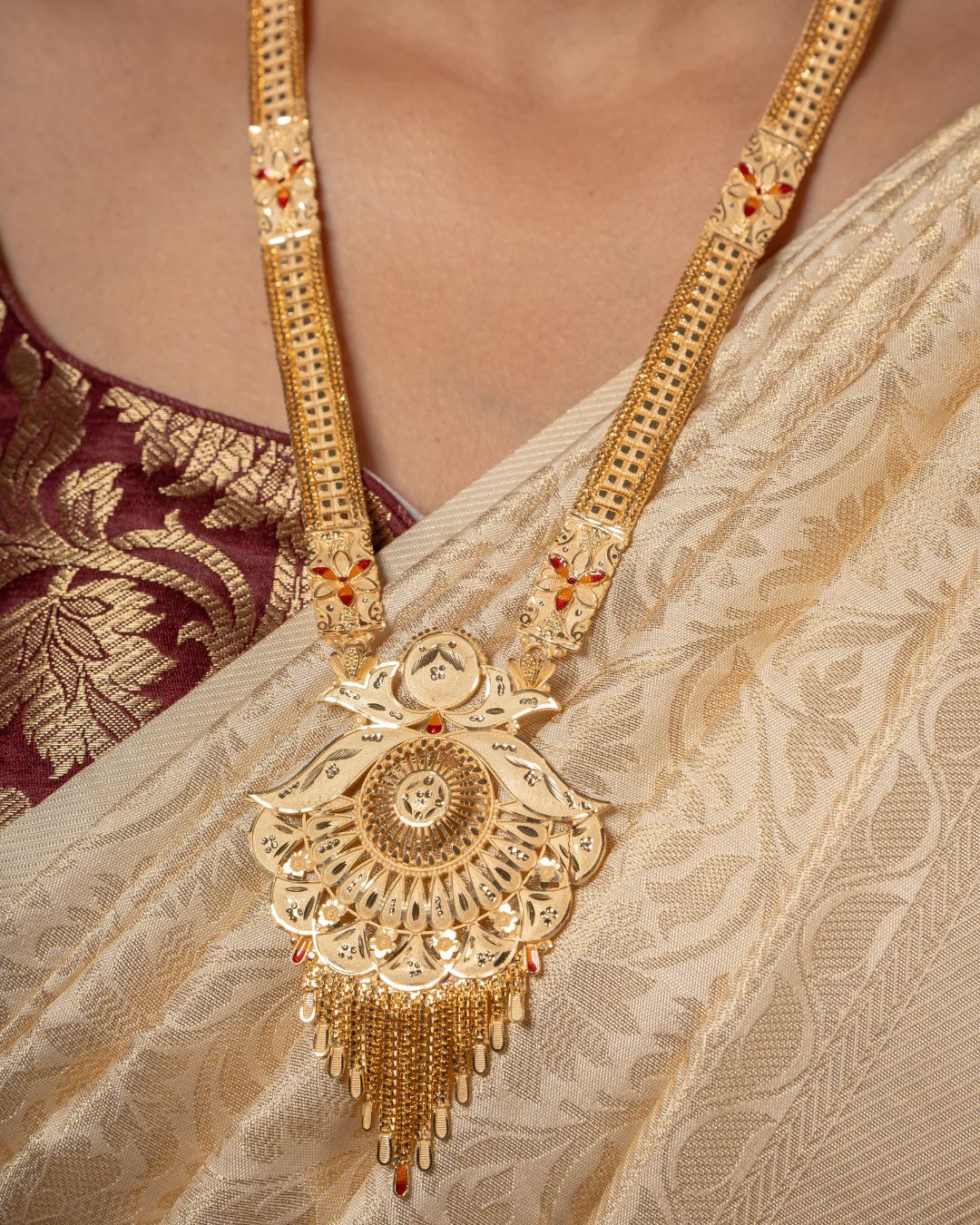 Aishwarya Surya Kanti Heritage Jewellery Set – Antique Matte Gold-Plated Necklace & Earrings Set